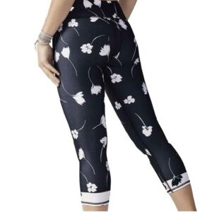 Fabletics Salar Capri Leggings XS